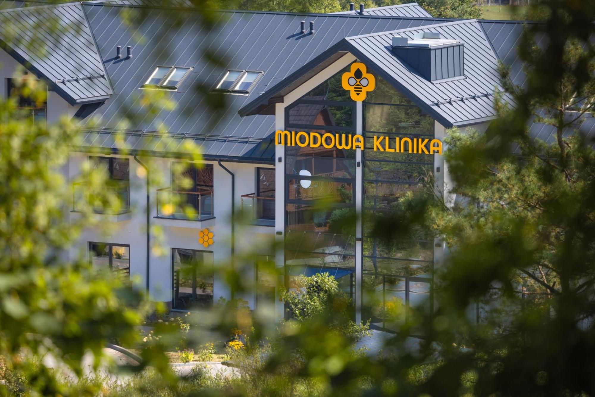 Miodowa Klinika Hotel Kamianna Exterior photo